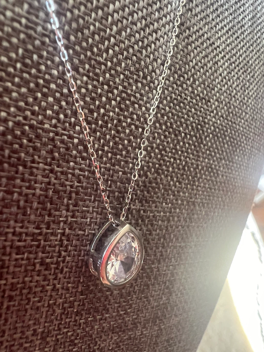 925 Silver Teardrop Pendant Necklace