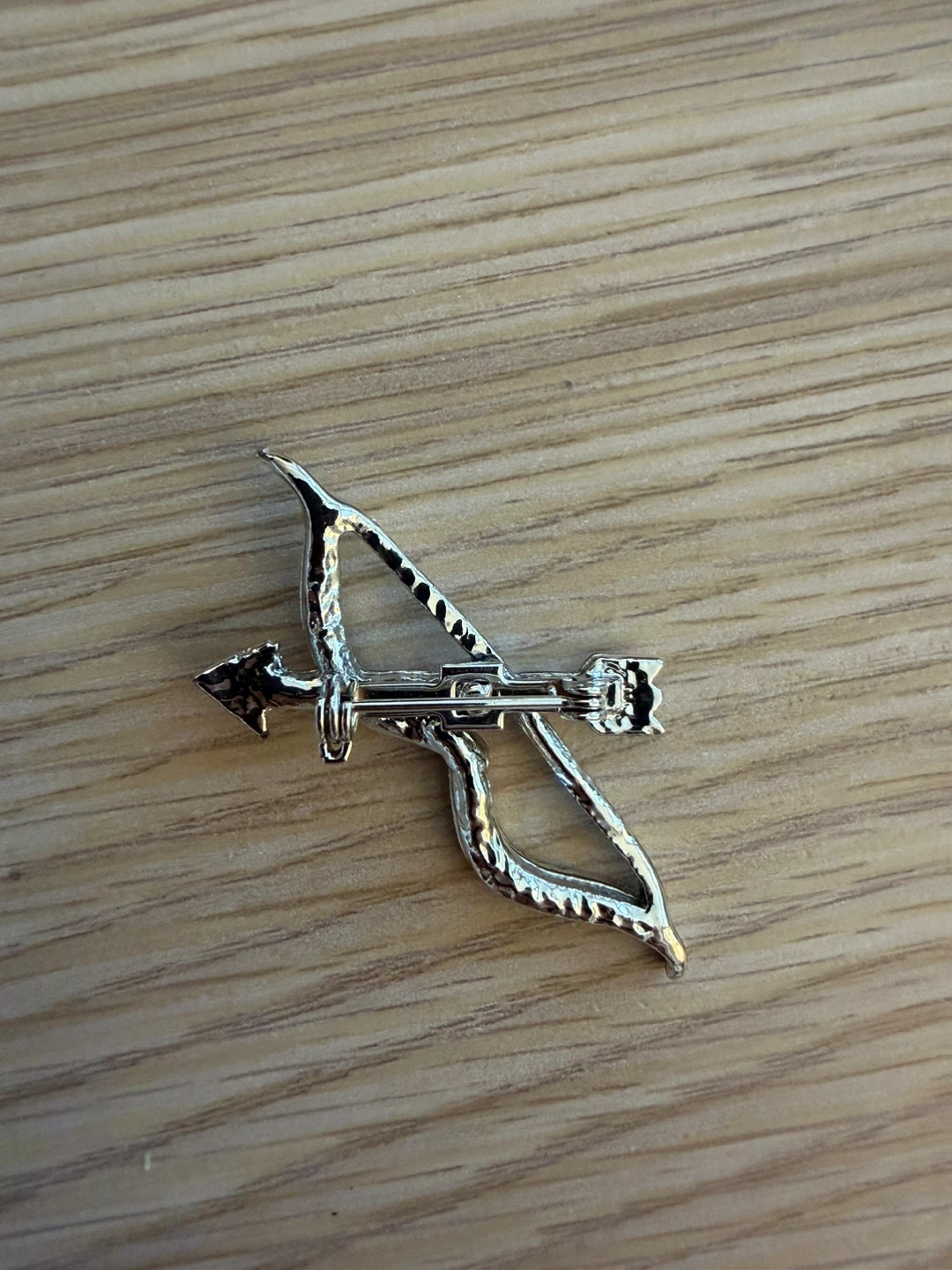 Bow and Arrow Brooch Pin with Rhinestones - photo 2