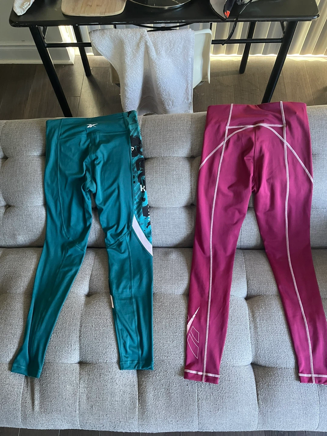 2 pairs of Reebok workout leggings - photo 2