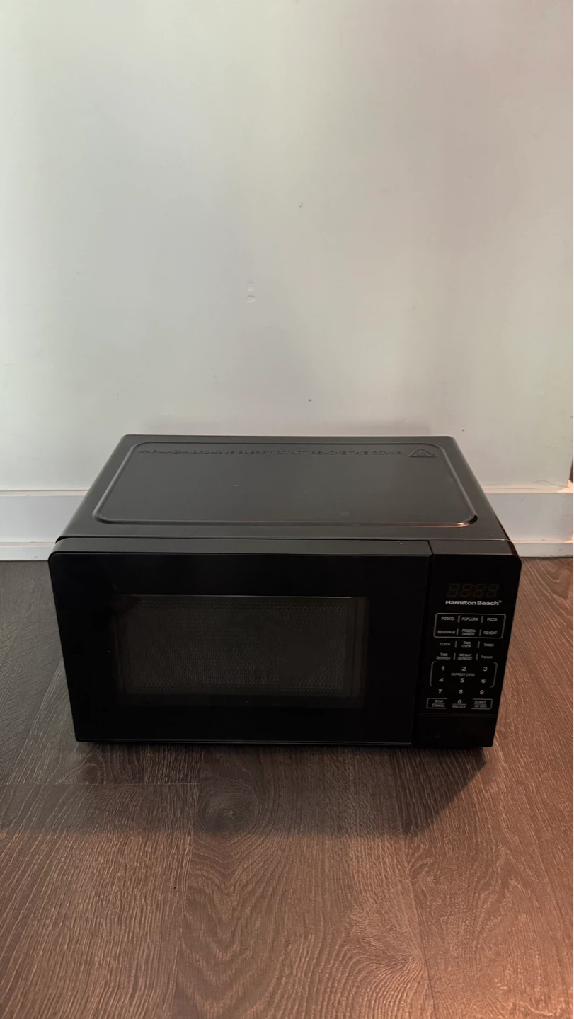 Hamilton Beach Black Microwave Oven - photo 4