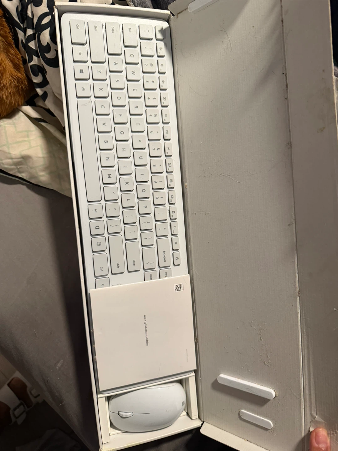 Microsoft Wireless Keyboard and Mouse Combo - photo 2
