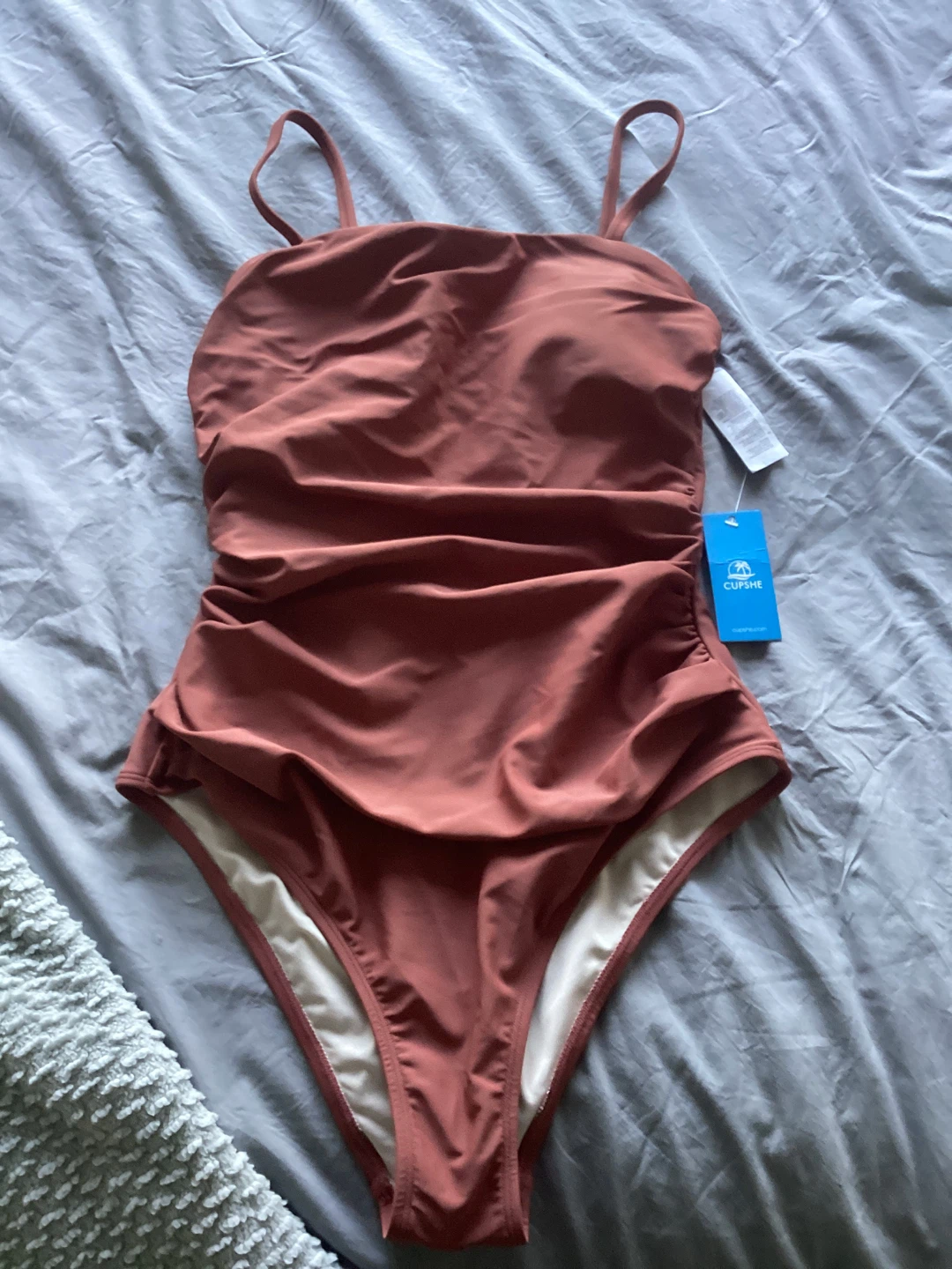 New flattering med Women's One Piece Swimsuit - photo 3