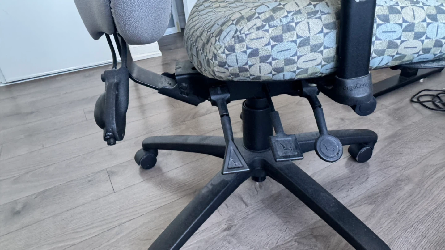 ErgoCentric Ergonomic Office Chair - photo 2