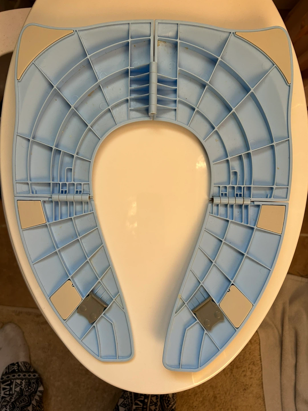 Travel Baby Potty Training Toilet Seat - photo 2