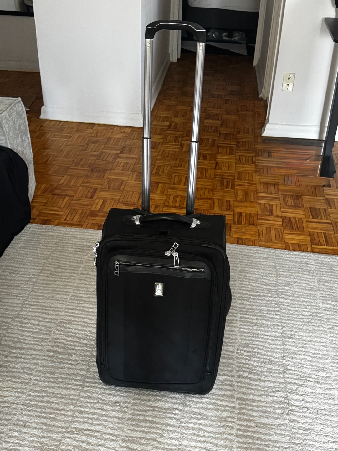 Travelpro Platinum Magna 2 - 22” Carry-On - photo 4
