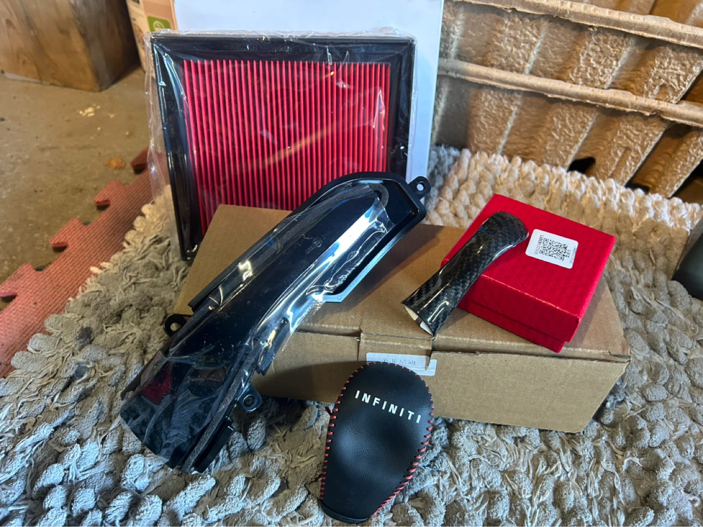 Infiniti Car Accessories Set