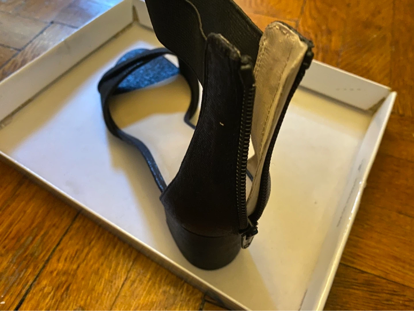 White Mountain Black Sandals - photo 4
