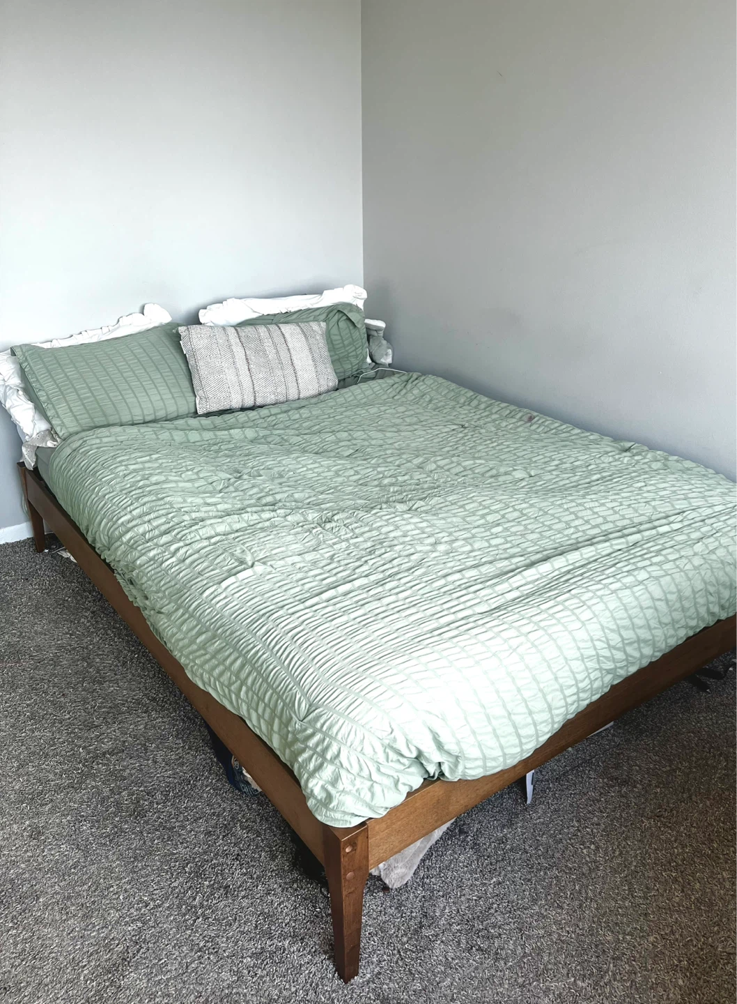 Solid Wood Mid-Century Modern Bed Frame Walnut - photo 2