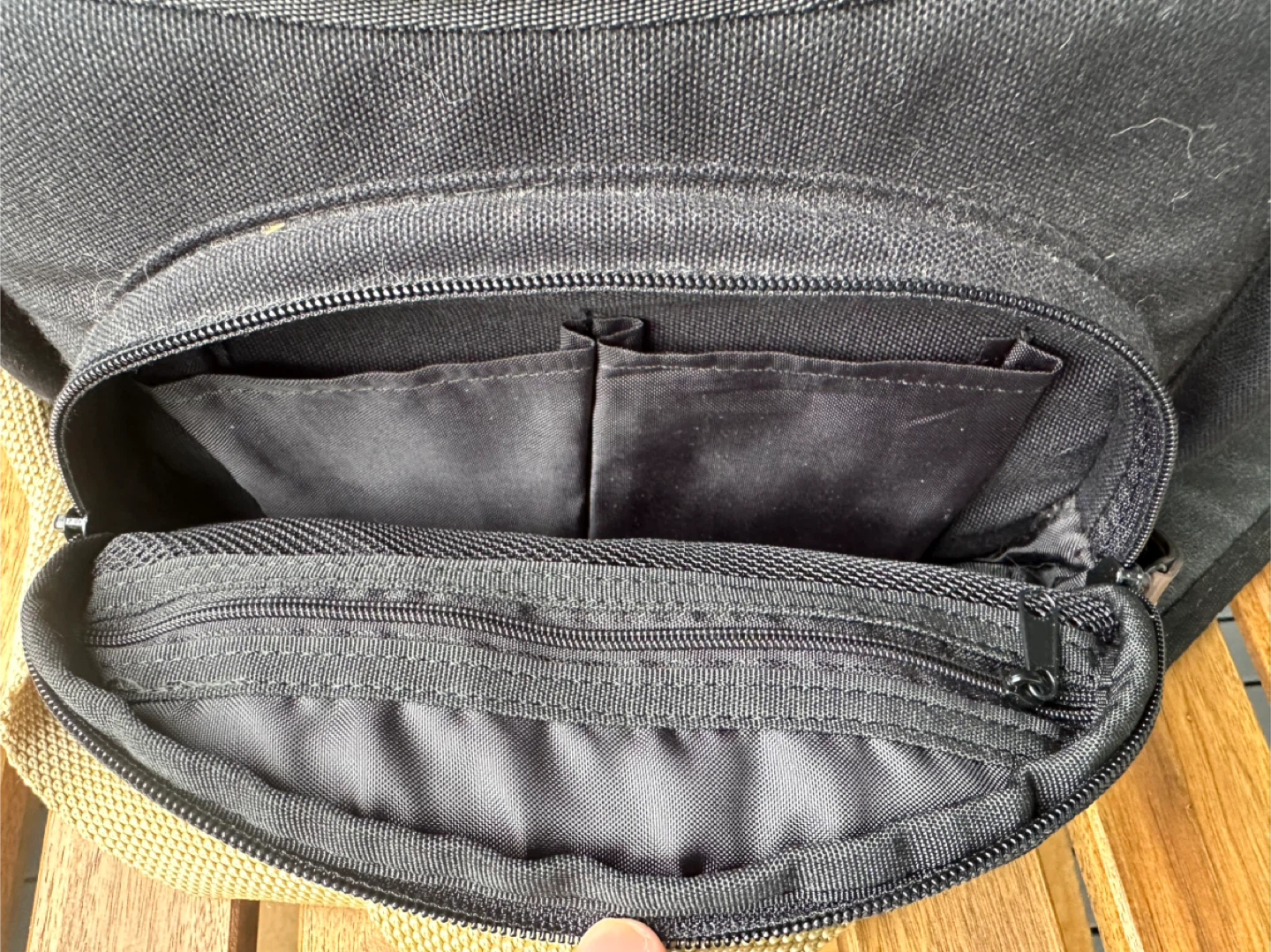 Nikon Black Camera Bag - photo 3