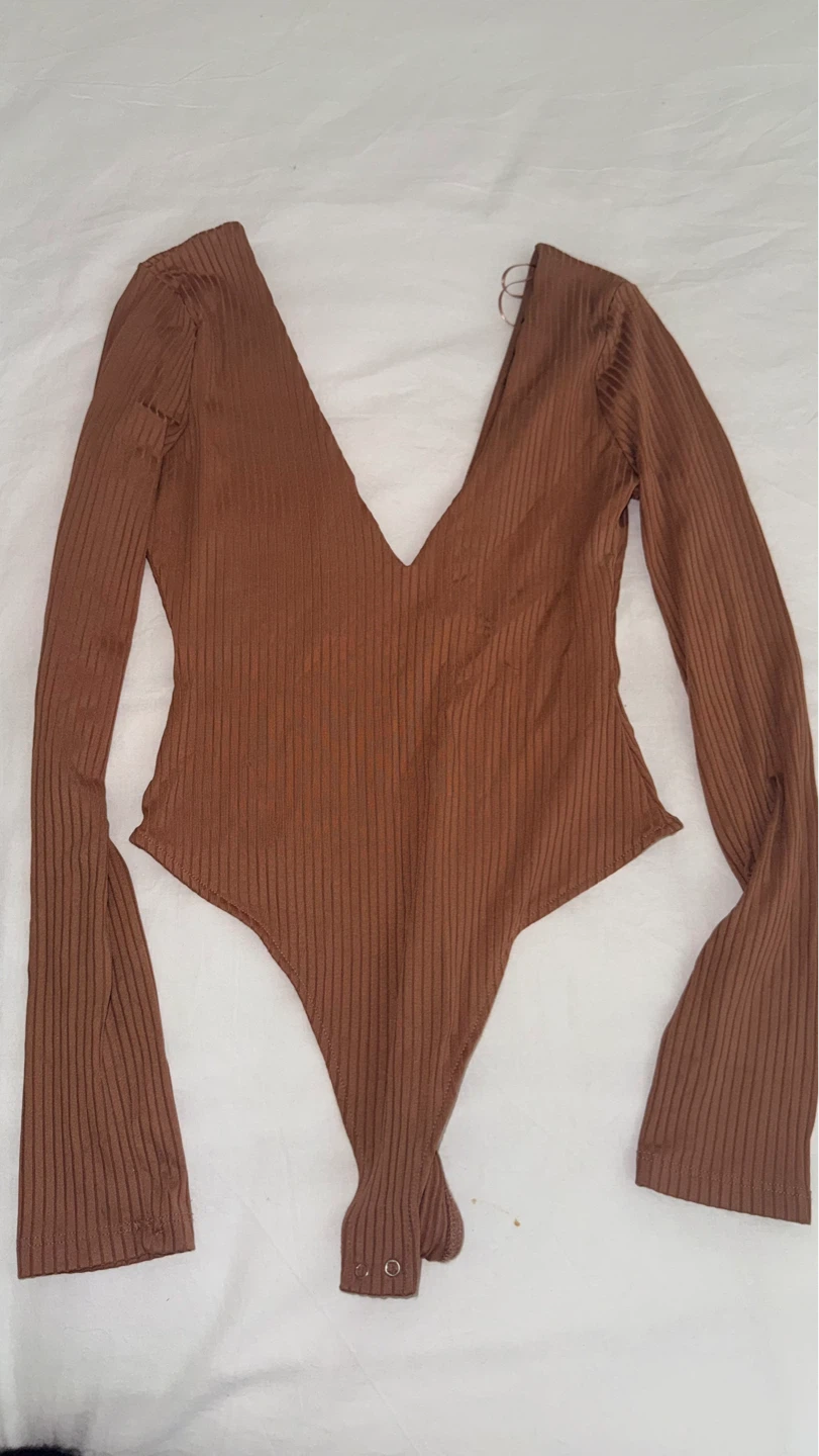 Bershka Brown Ribbed Deep V Bodysuit - Size Medium