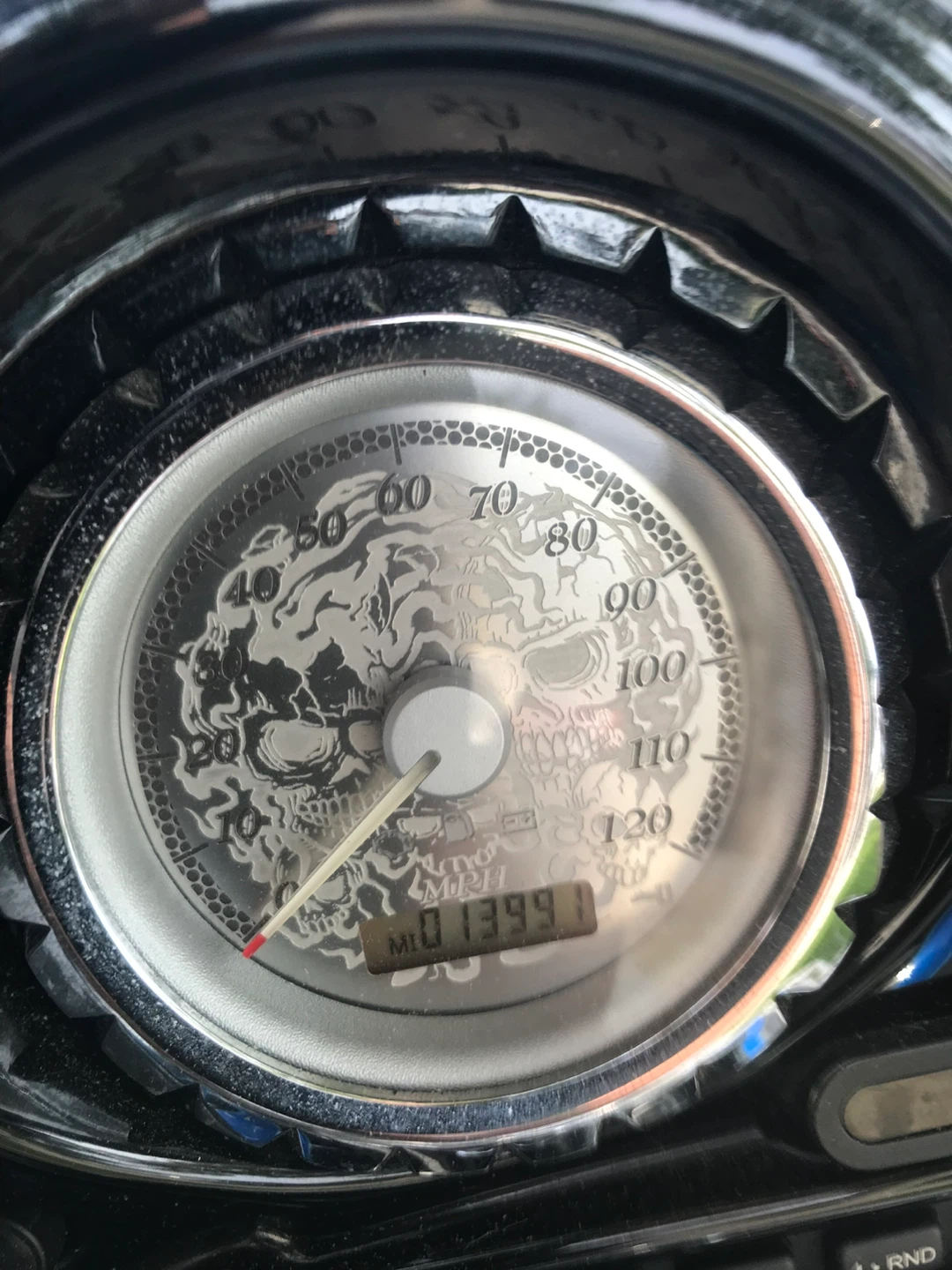 Harley Davidson Screamin' Eagle Motorcycle - photo 3