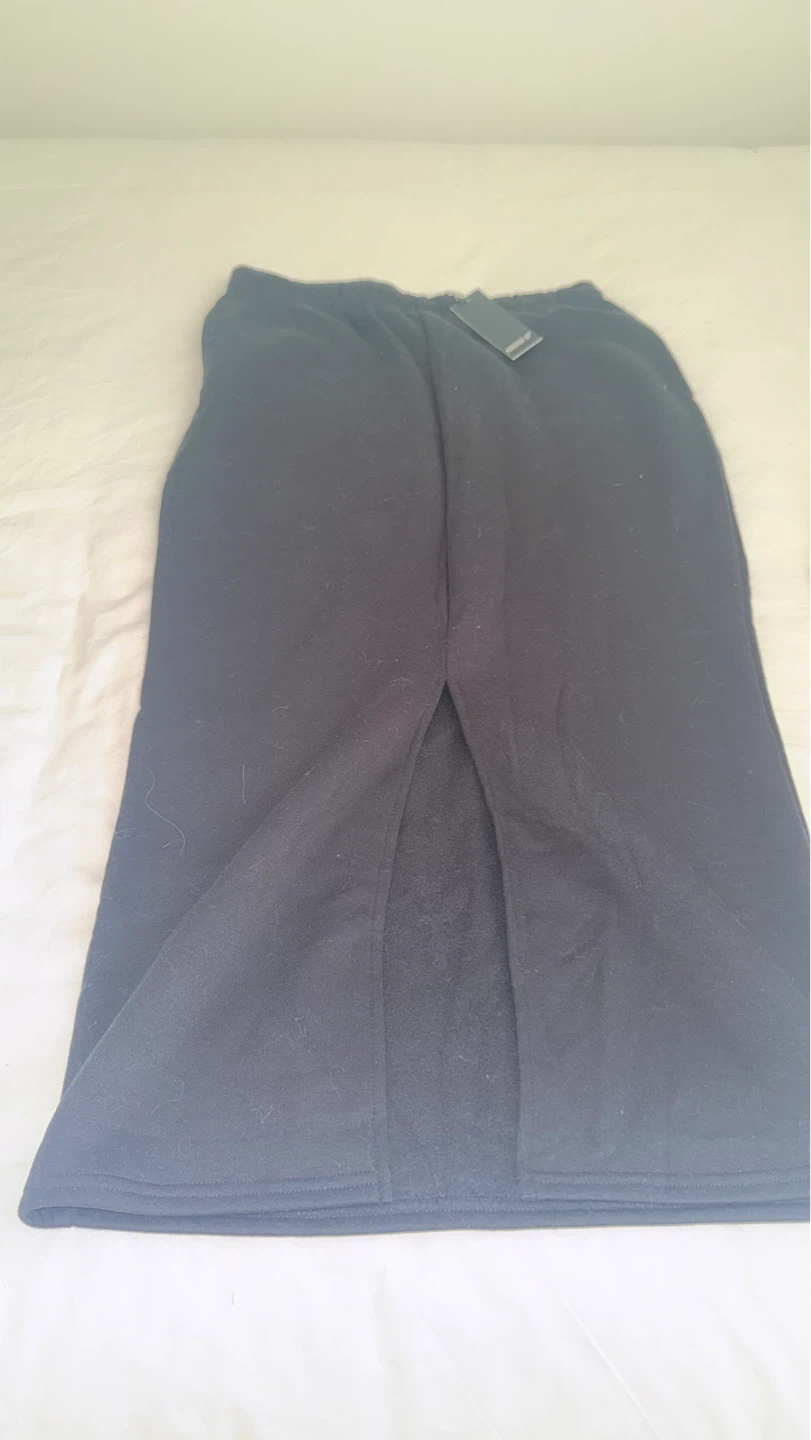 Black Maxi Skirt with High Slit - photo 3