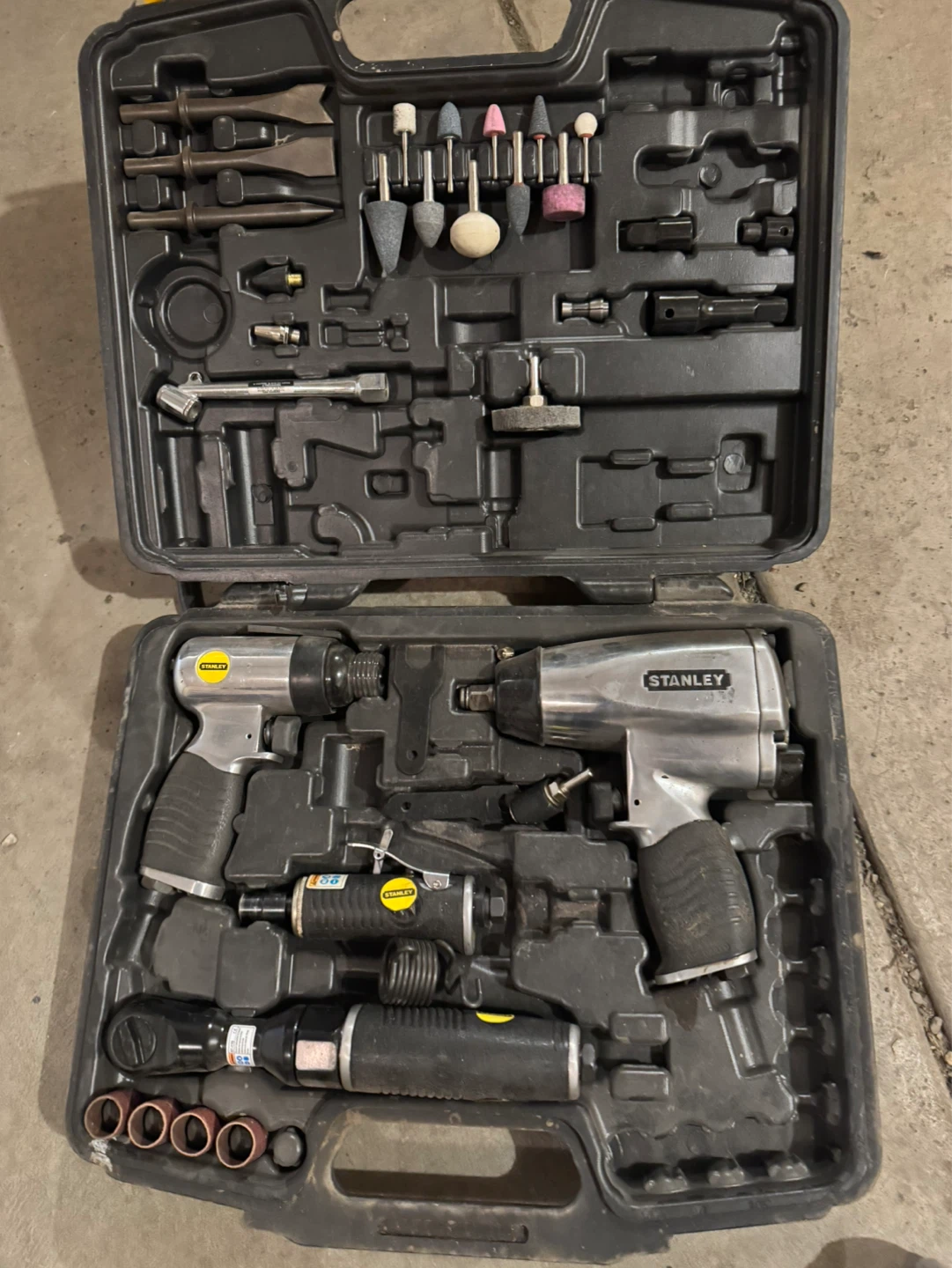 Tools. Air Impact Set in hand case.