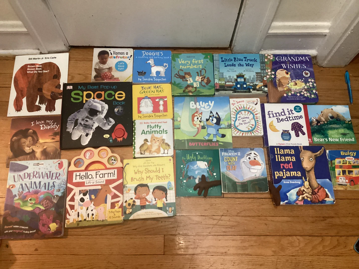 Large lot 20+ Assorted Toddler/Children's Books
