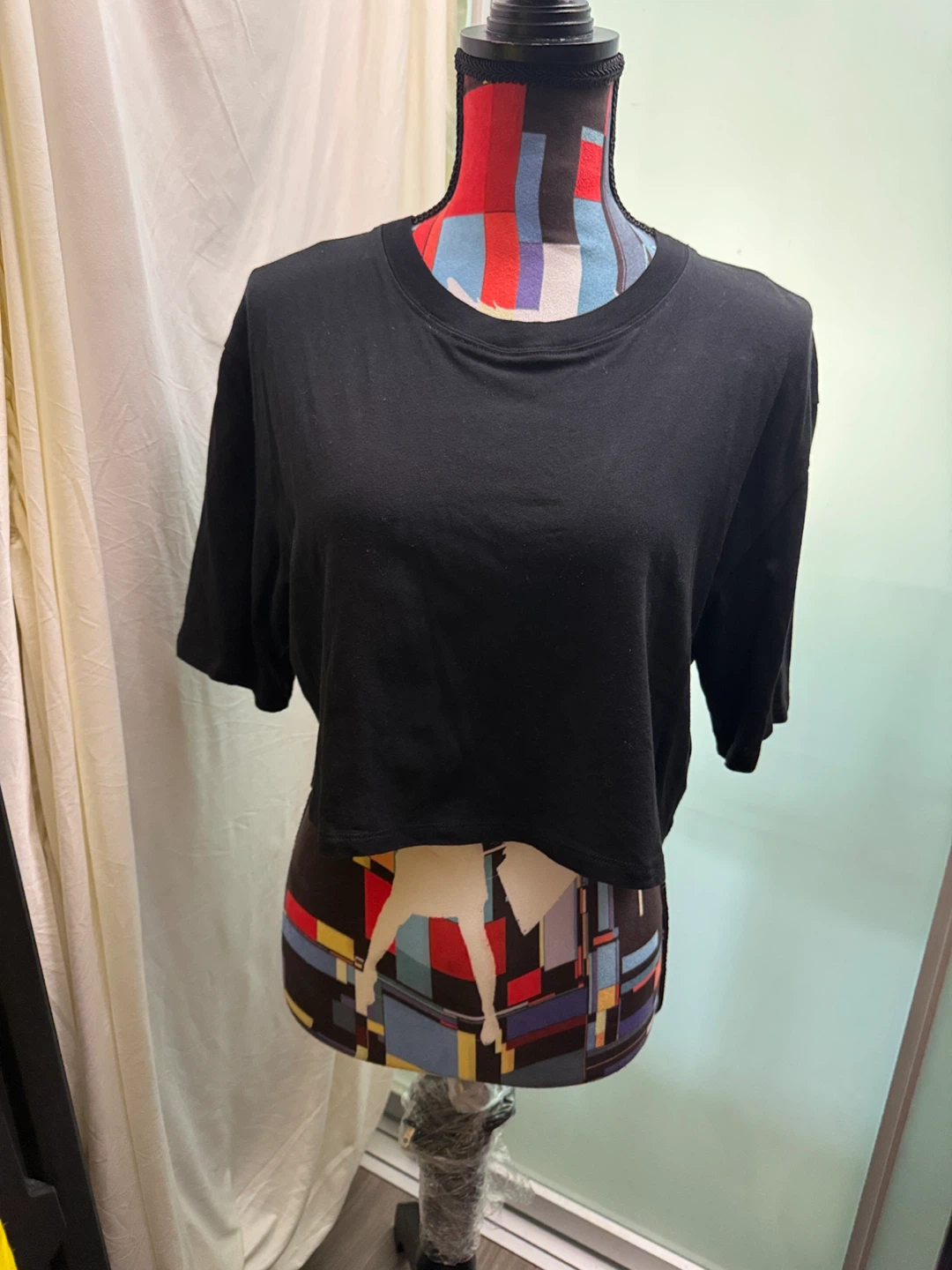 Tna Black Cropped T-Shirt Size 1