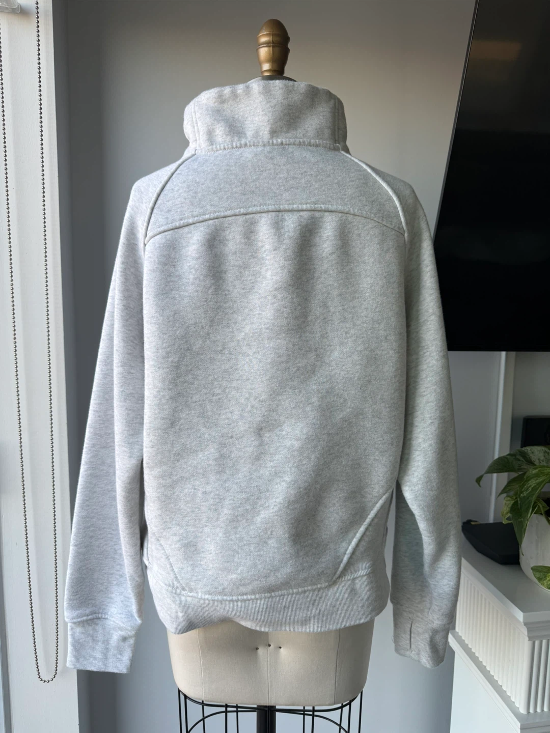 Danskin Quarter Zip Sweatshirt size medium - photo 2