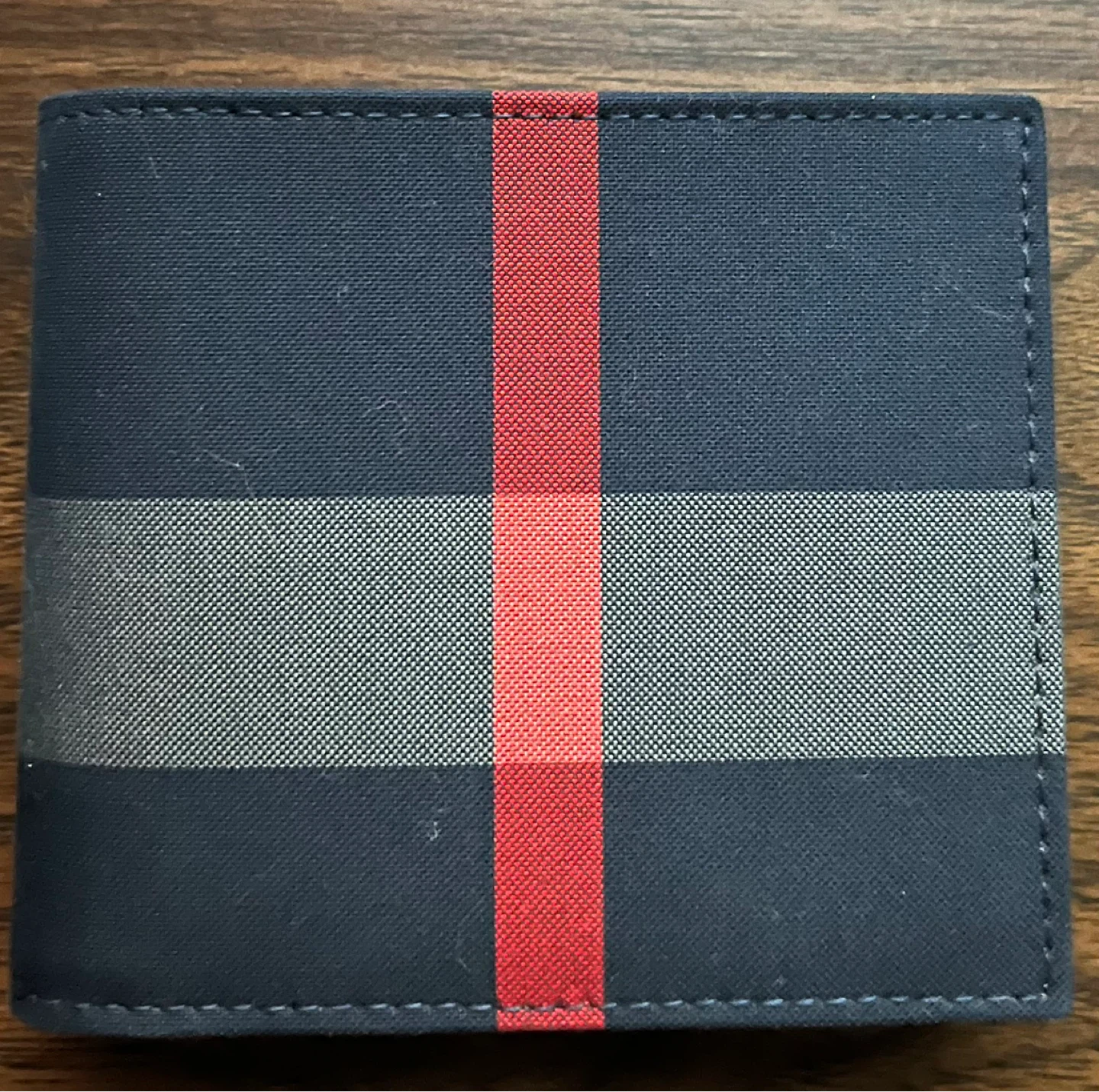Burberry Bi-fold Wallet - Navy/Grey/Red