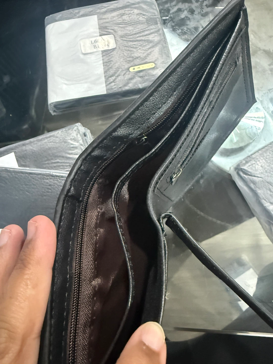 MEN BENSE Bi-fold Wallet - photo 2