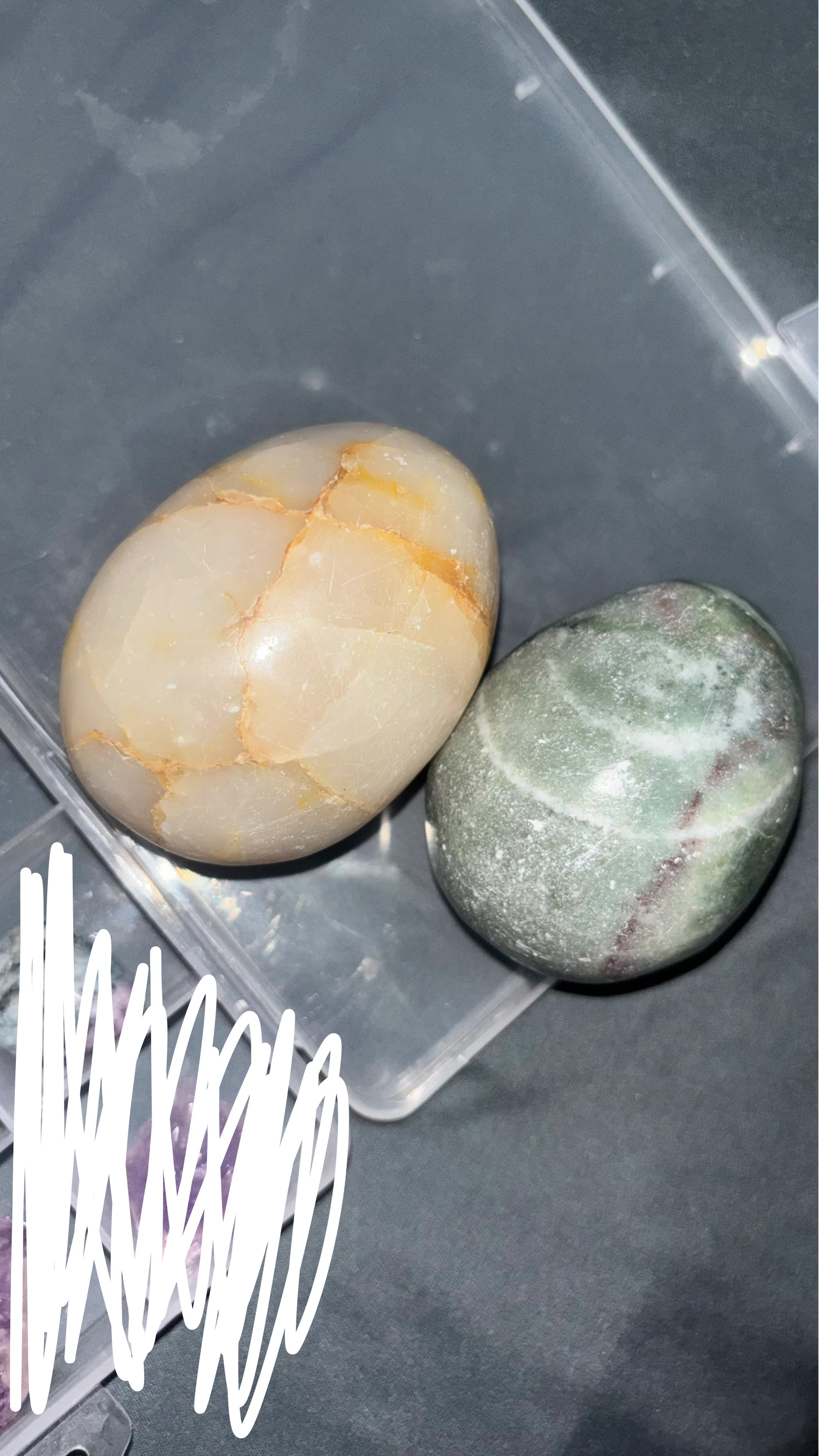 crystal Eggs - Beige and Green