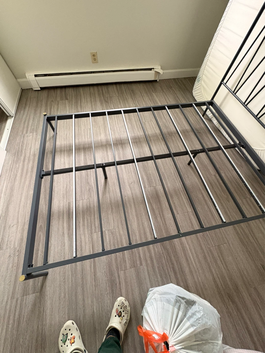 Black Metal Bed Frame with Headboard - photo 4