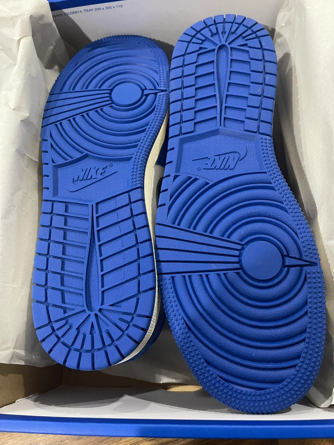 Nike Air Jordan 1 Low SE Royal Blue. Size 7Y - photo 4