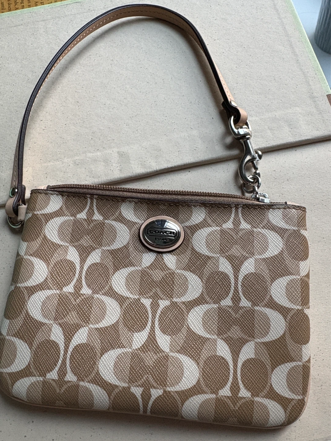 Coach Peyton Signature "Dream C" Go-Go Wristlet.