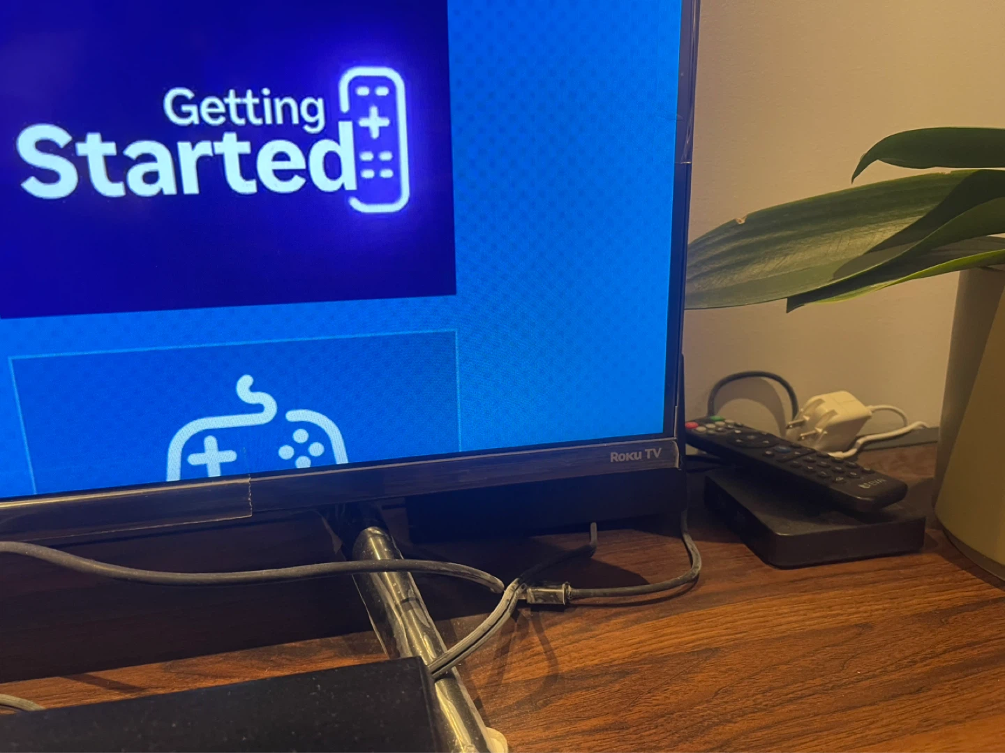 Philips Roku TV 55” with box - photo 2