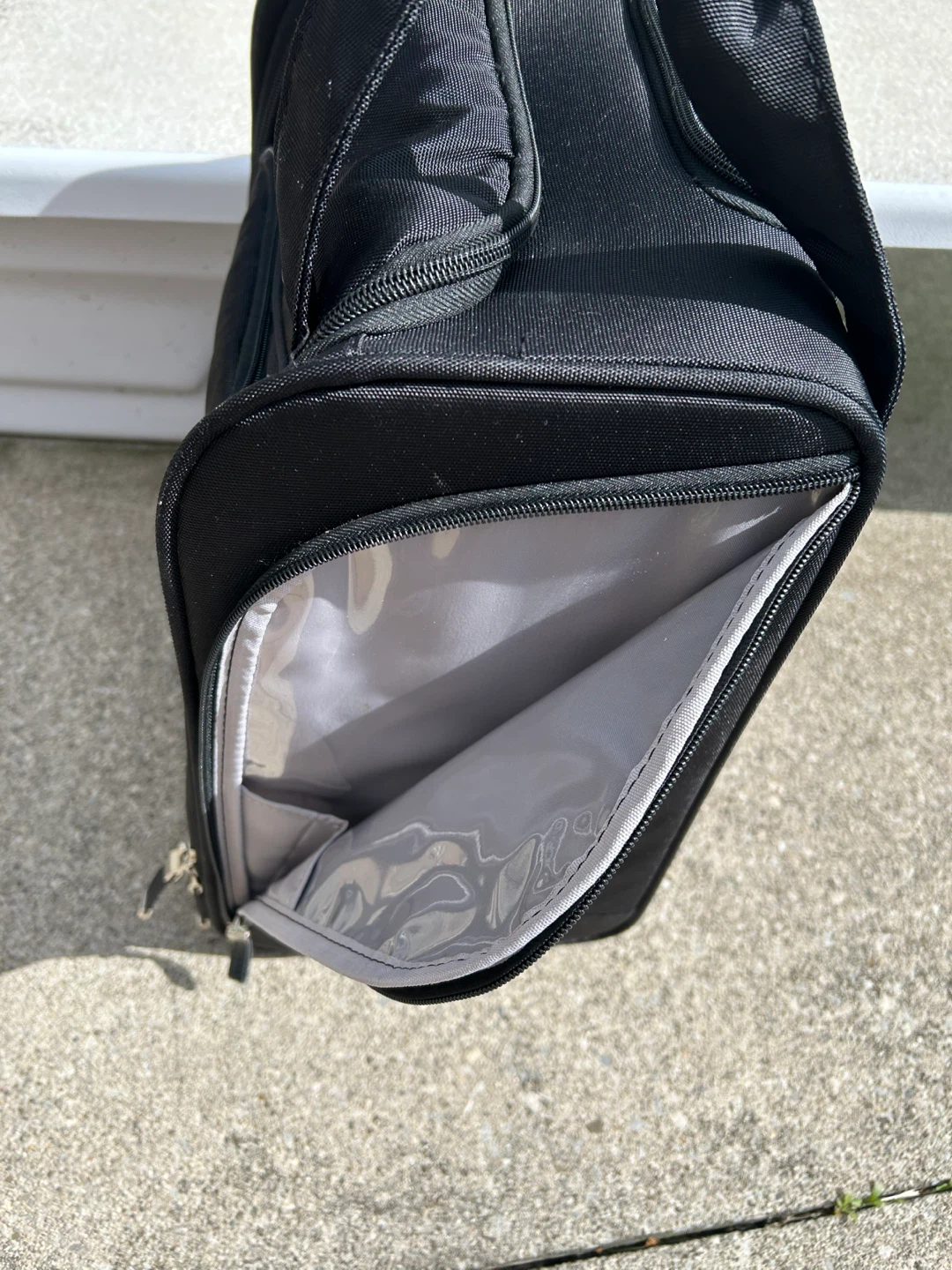 LIKE NEW 17” SAMSONITE SUITCASE (READ LISTING) - photo 4