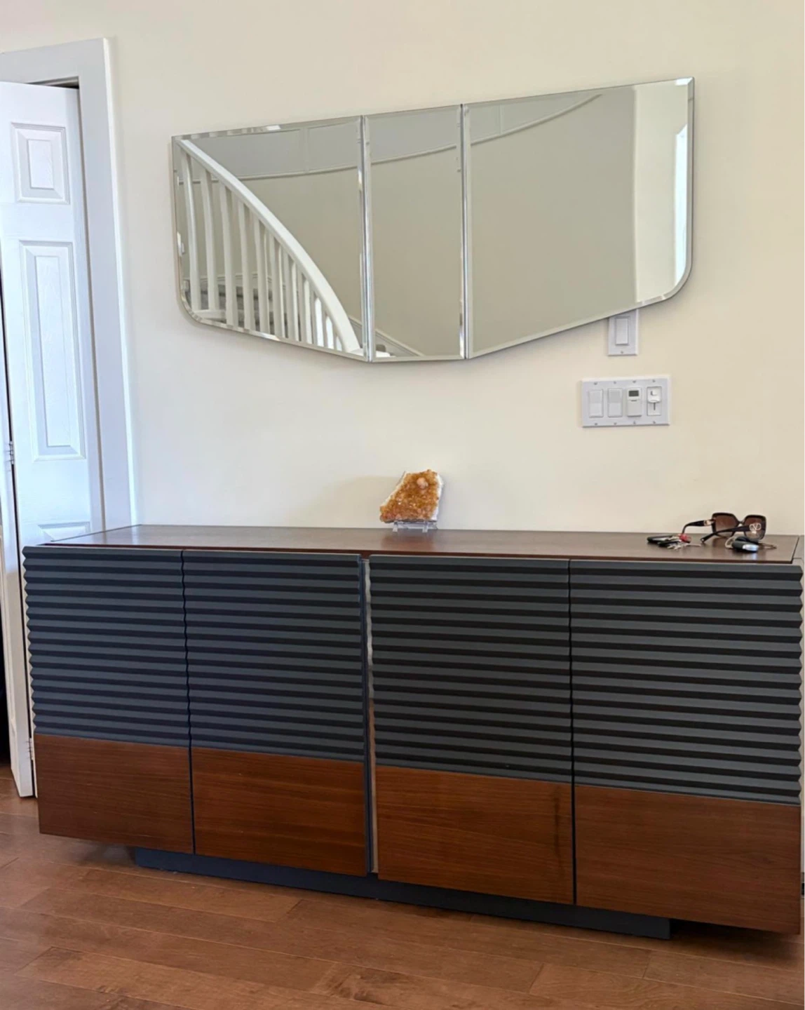🏡✨ MOVING SALE – QUALITY FURNITURE MUST GO ✨🏡 - photo 5