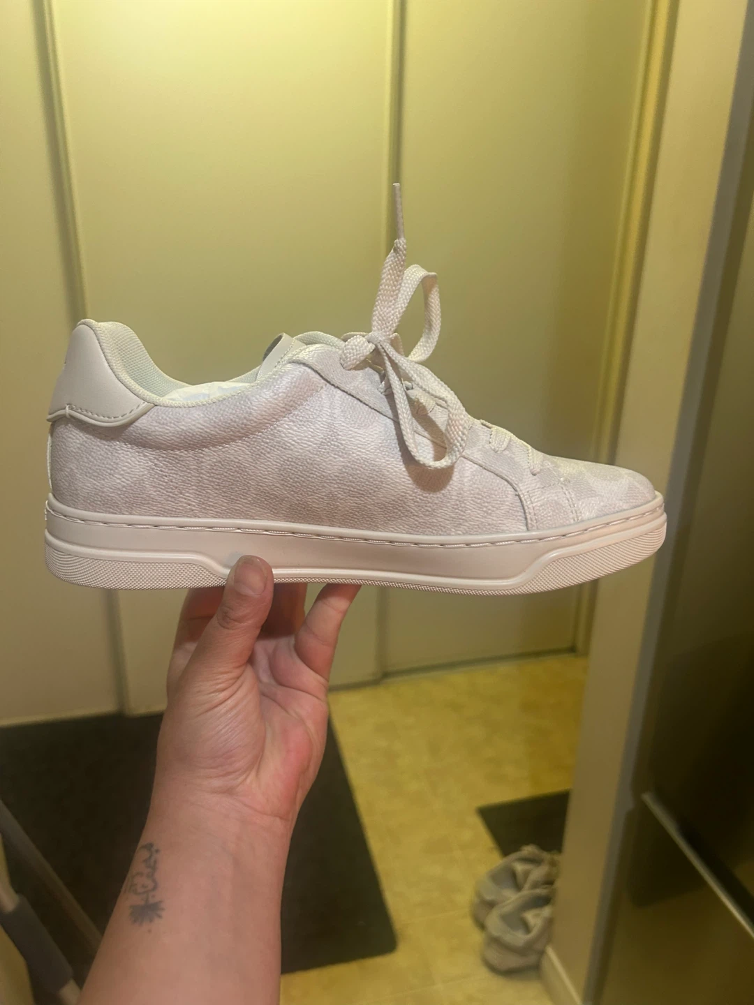 Coach High Line Sig CC Sneakers - Off White - Size 8.5 - photo 4