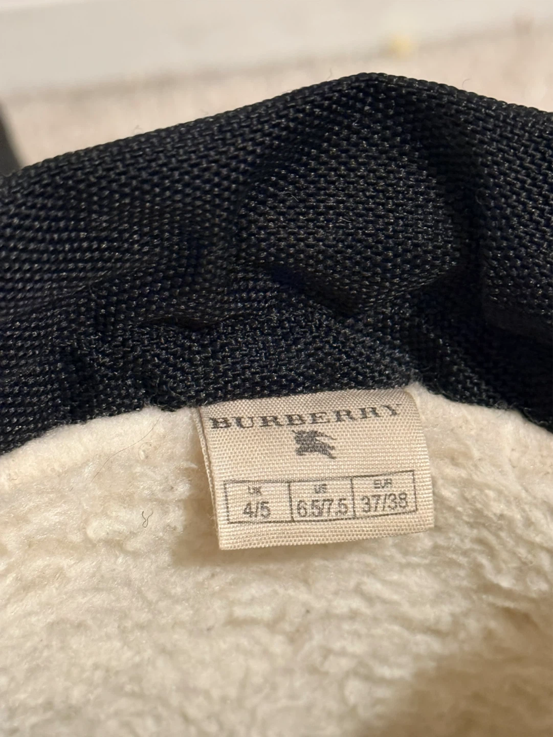 Authentic Burberry Winter Boots women - photo 5