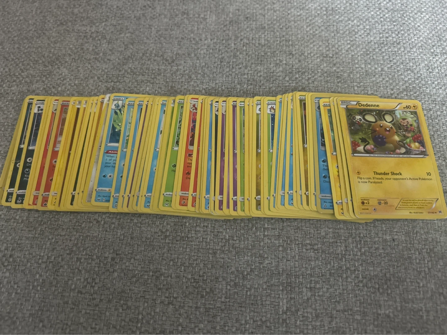 Mixed Pokemon Trading Cards Lot