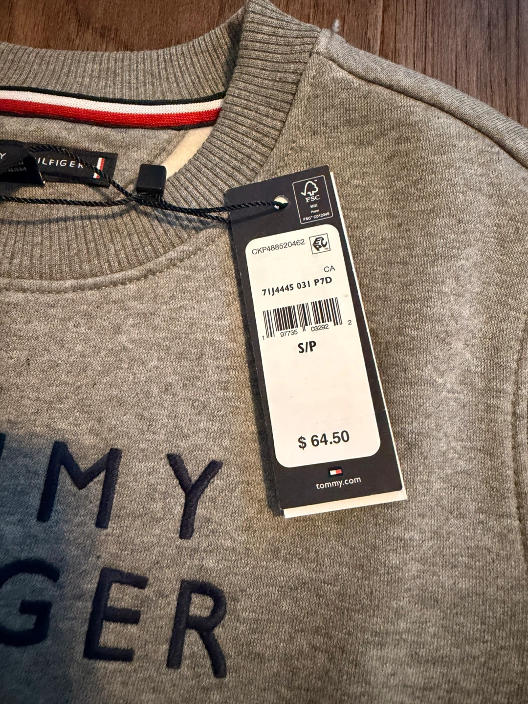 Brand New Tommy Hilfiger Grey Sweatshirt (size 6-7 kids) - photo 2