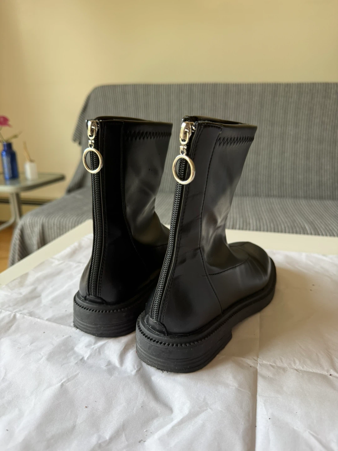 Black Zipper Boots - photo 3