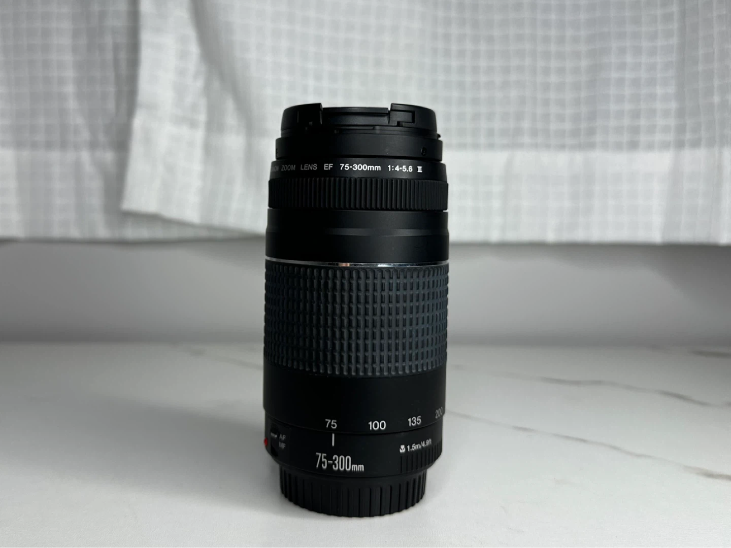 Canon EF 75-300mm f/4-5.6 III Zoom Lens - photo 2
