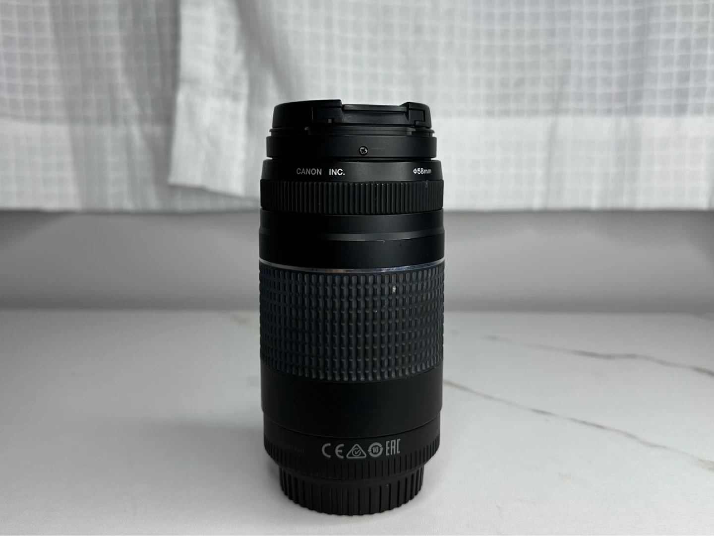 Canon EF 75-300mm f/4-5.6 III Zoom Lens - photo 3