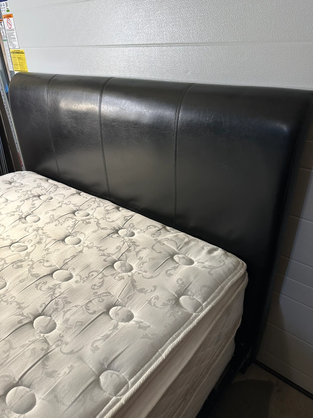 Brown Queen Bed Set – Complete with Mattress - photo 2