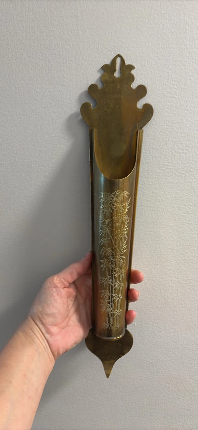 Brass Wall Sconce Vase with Embossed Lion - photo 3