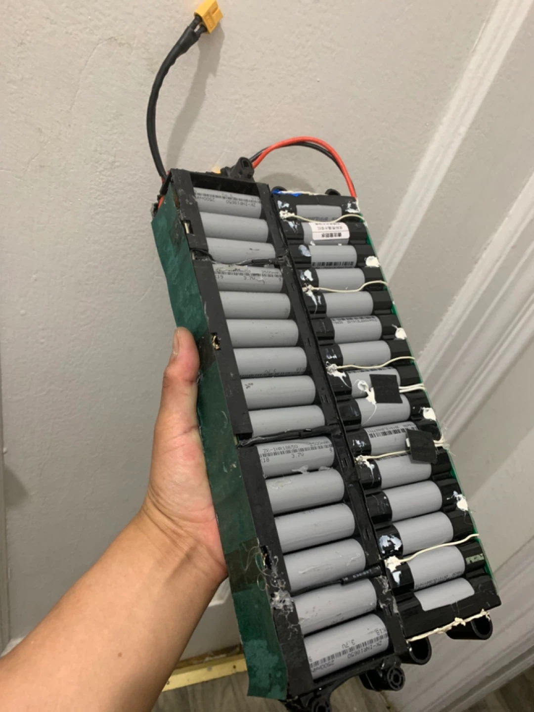 Lithium-ion Battery Pack for E-bike or Scooter - photo 4