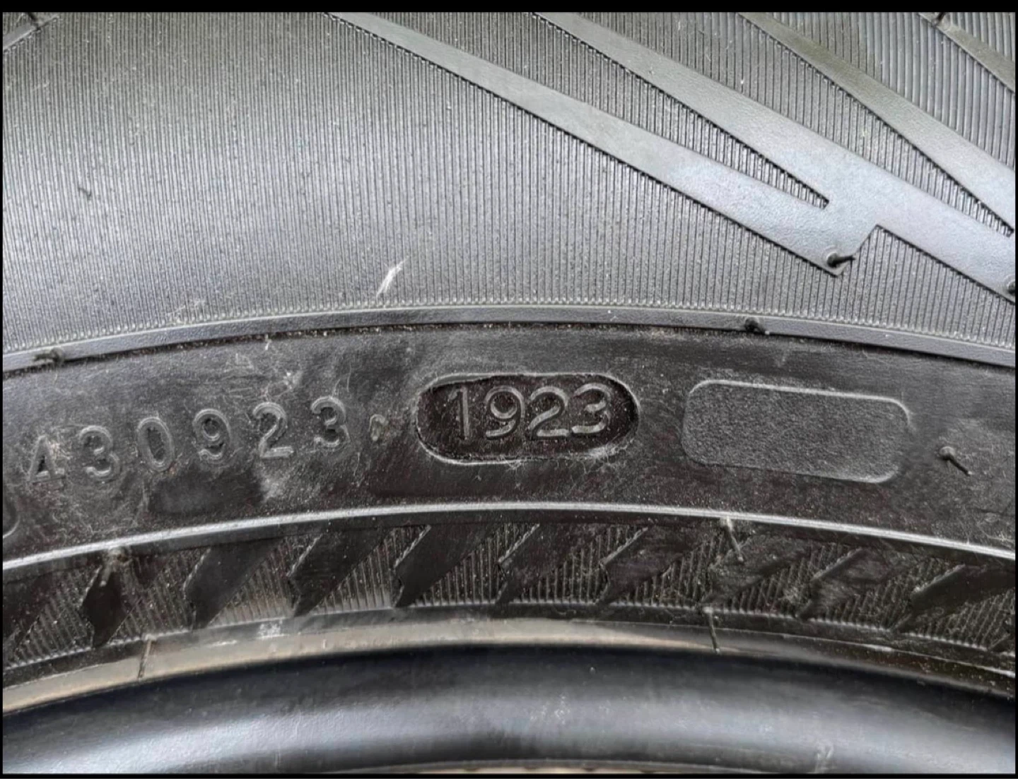 Nokian WR G4 SUV Tires - 235/60R18 - photo 4