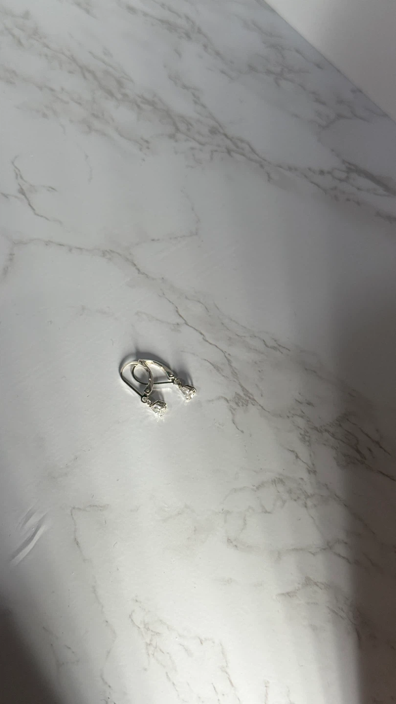 Silver Leverback Earrings with Lab Diamond - photo 4