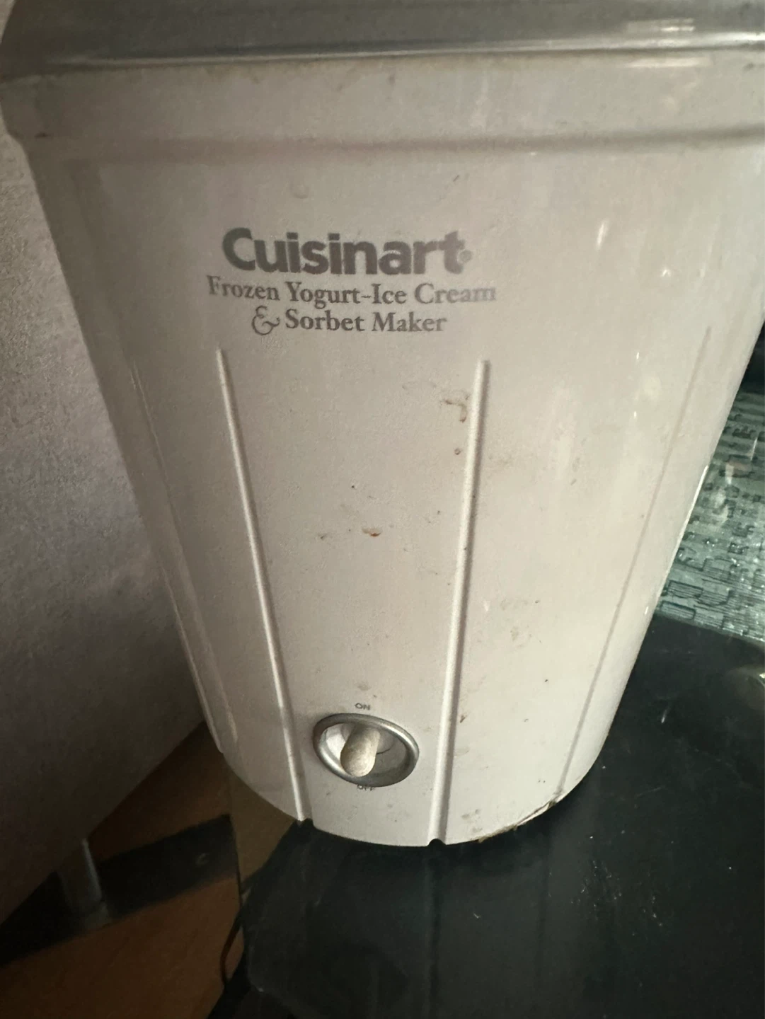 Cuisinart Frozen Yogurt-Ice Cream & Sorbet Maker