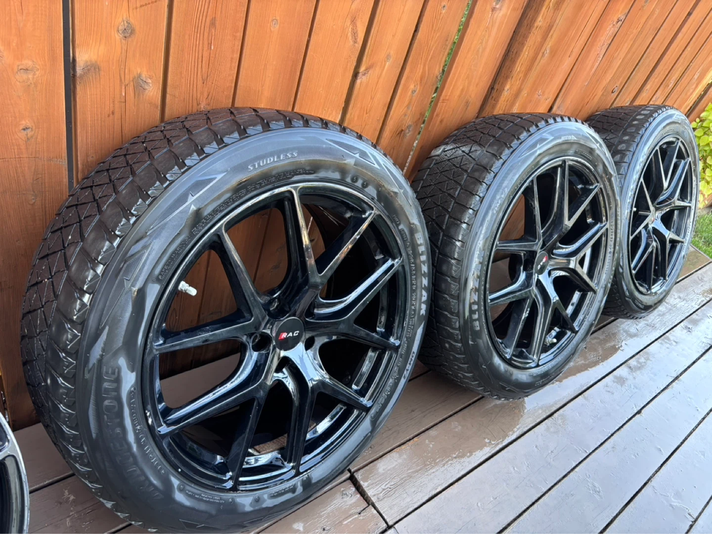 RAC R02GB-1801 Gloss Black Alloy Wheels (Set of 4) - photo 3