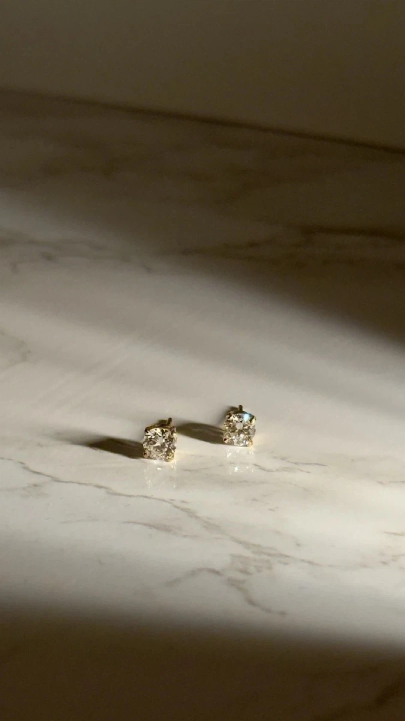 14k Yellow Gold Lab-Grown Diamond Stud Earrings (1 Carat TW) - photo 5