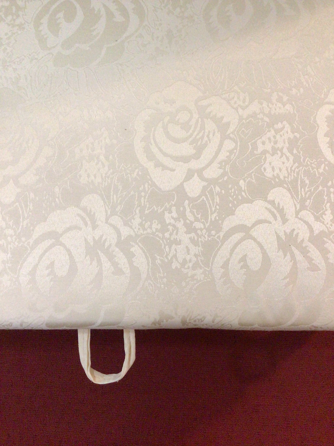 Brand new in box ,Cream Damask Accent Bench - photo 4