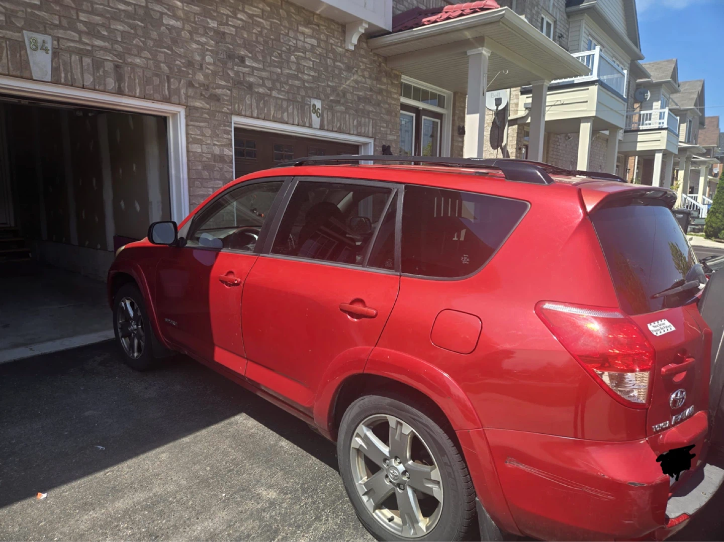 Red Toyota RAV4 AWD - photo 2