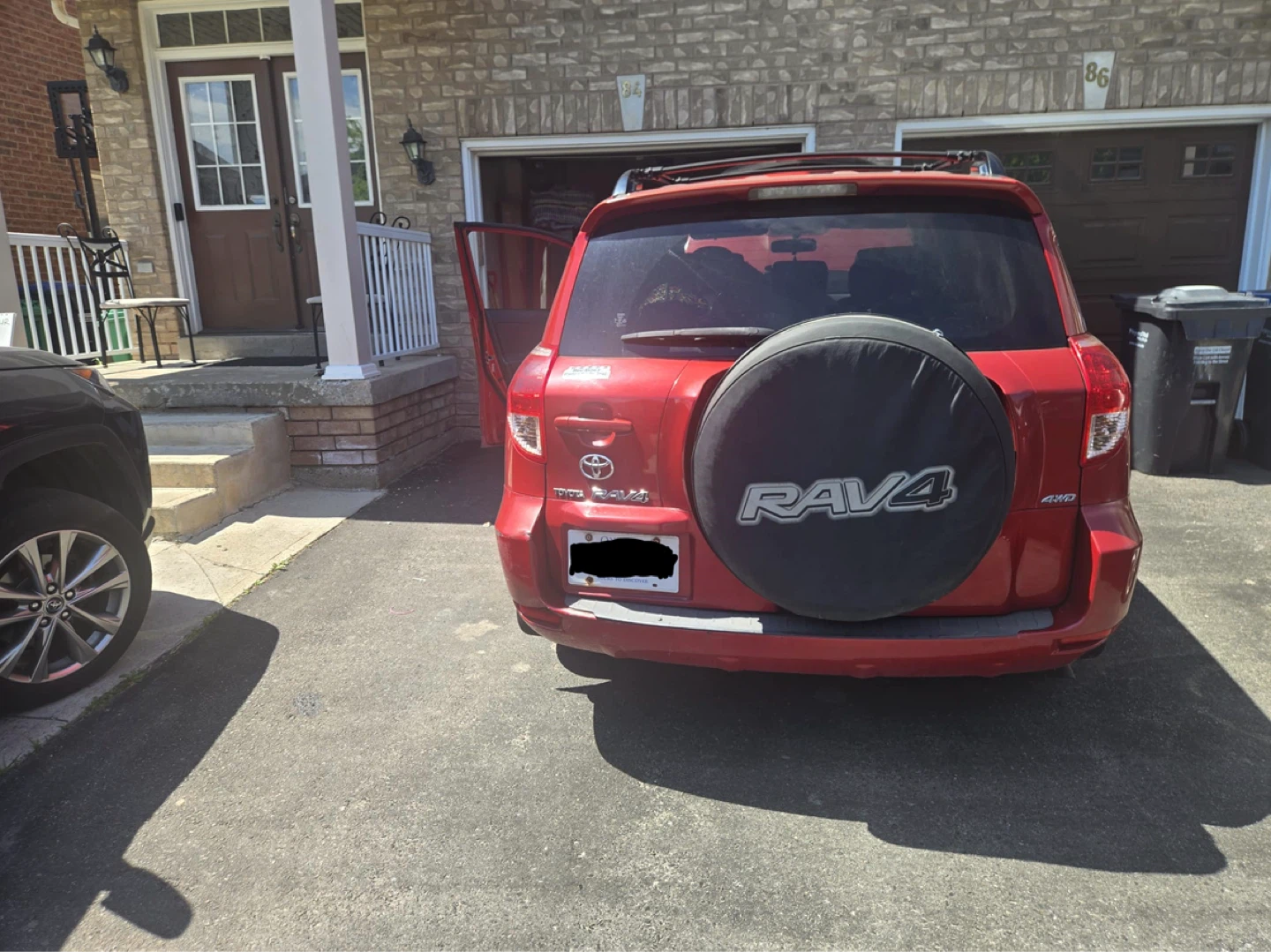 Red Toyota RAV4 AWD - photo 3