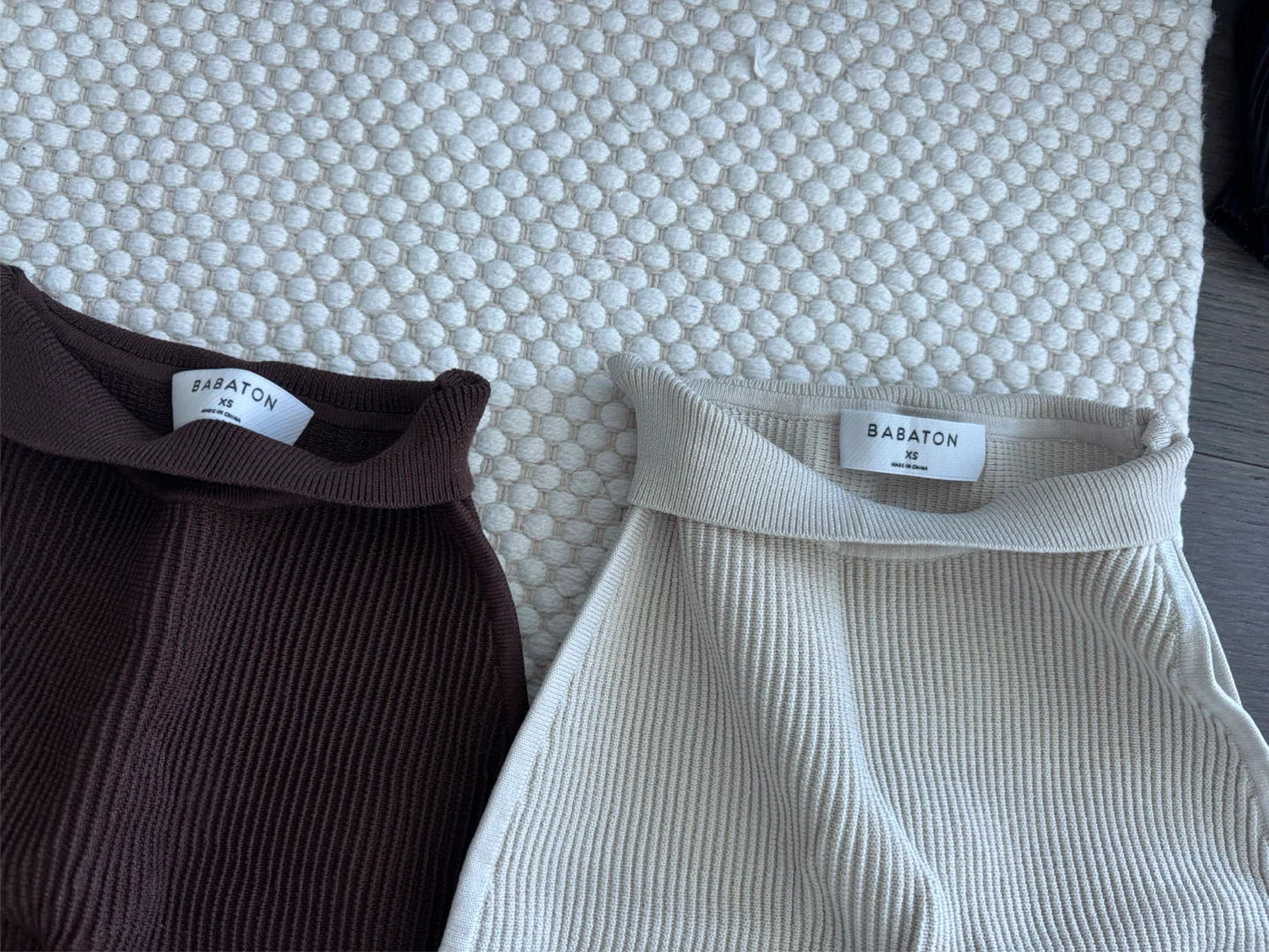 Babaton Ribbed Sleeveless Tops (2) - XS - photo 3