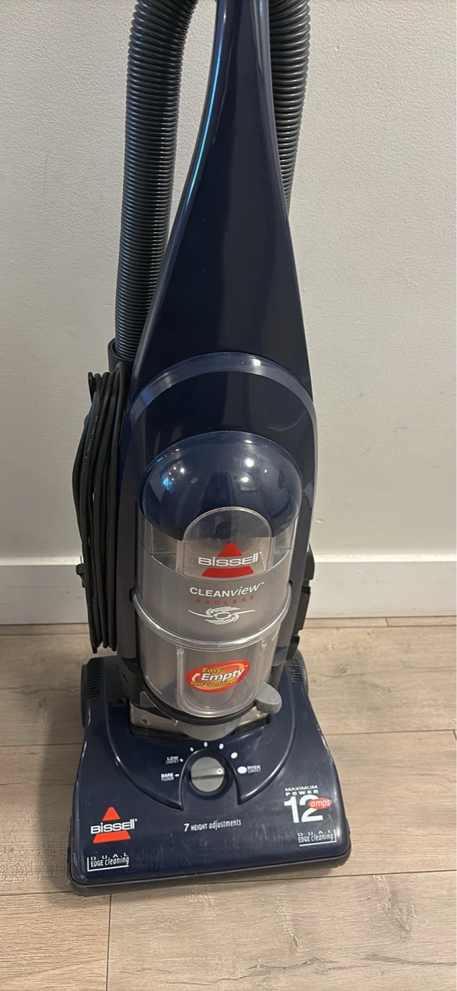 Bissell CleanView Vacuum - photo 2