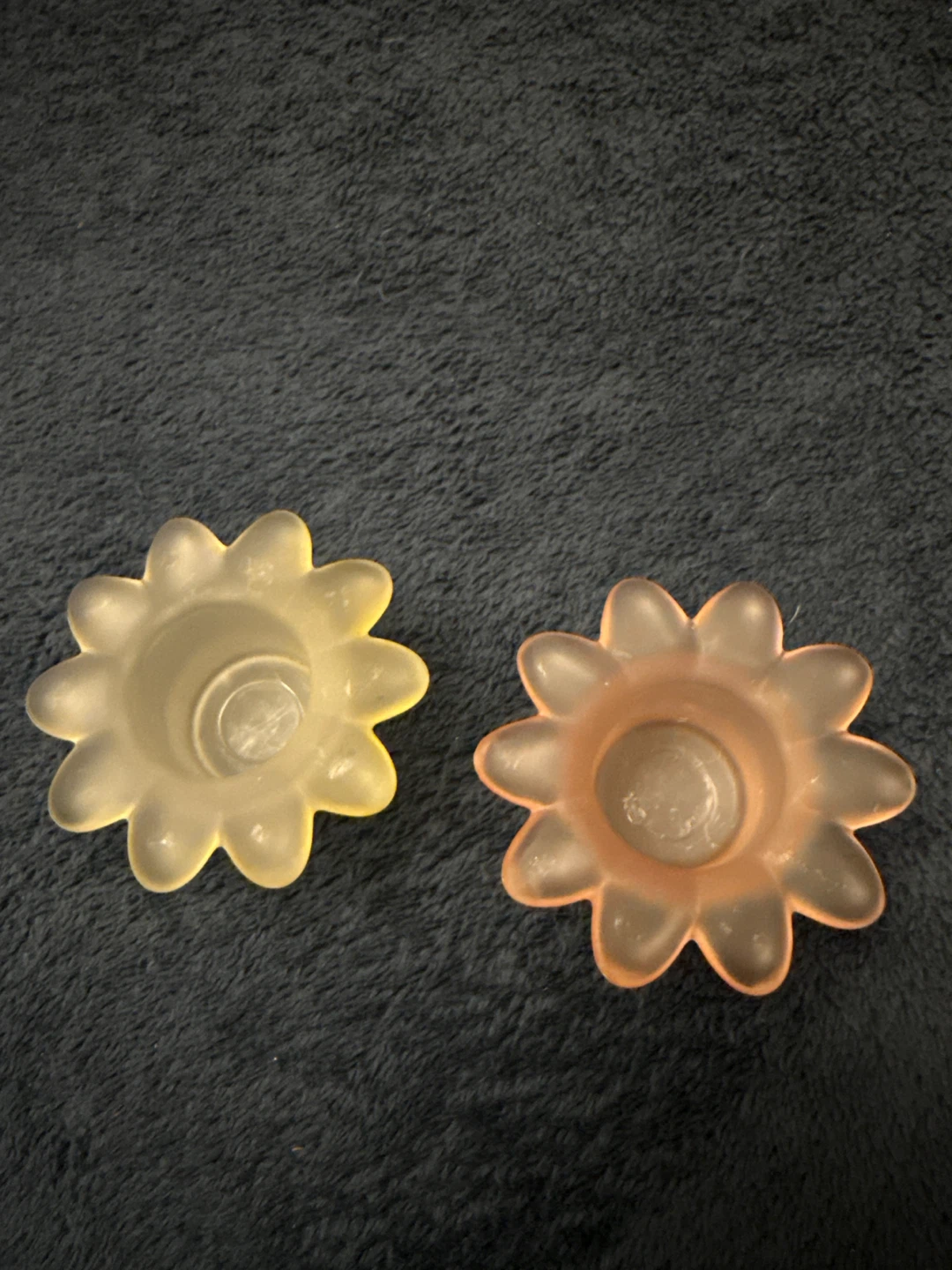 2 Flower-shaped Candle Holders